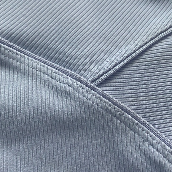 Nike Pro - Hypercool Ribbed Crop - Picture 5 of 9